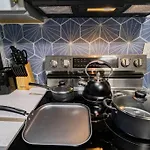 2Br Modern And Cozy Apt Logan Square Pet Friendly