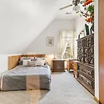 Logan Square Apartment - 2B:1B With Den