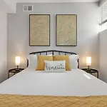 2Br Luxurious Apt With In-Unit Laundry - Ashland B