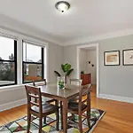 1Br Vibrant & Inviting Apt In Chicago - Montrose 2E