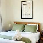 Beautiful Chicago 2Bd 1Ba
