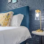 Mccormick Place 420 Friendly 2Br/2Ba With Optional Parking For Up To 6 Guests