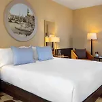 The Royal Sonesta Chicago River North