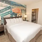 Hotel Versey Chicago Lincoln Park