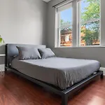 Private Room In Stylish Humboldt Park Retreat