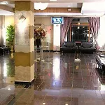 Chicago O\'Hare Garden Hotel