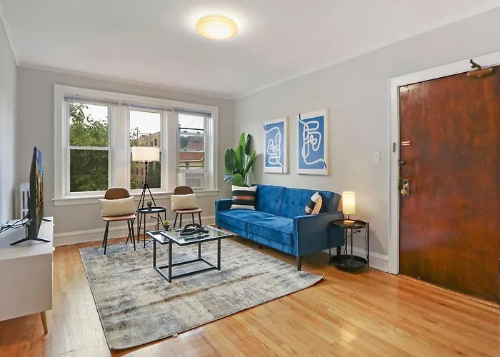 Spacious & Inviting 1Br Apt In Chicago - Cullom B2