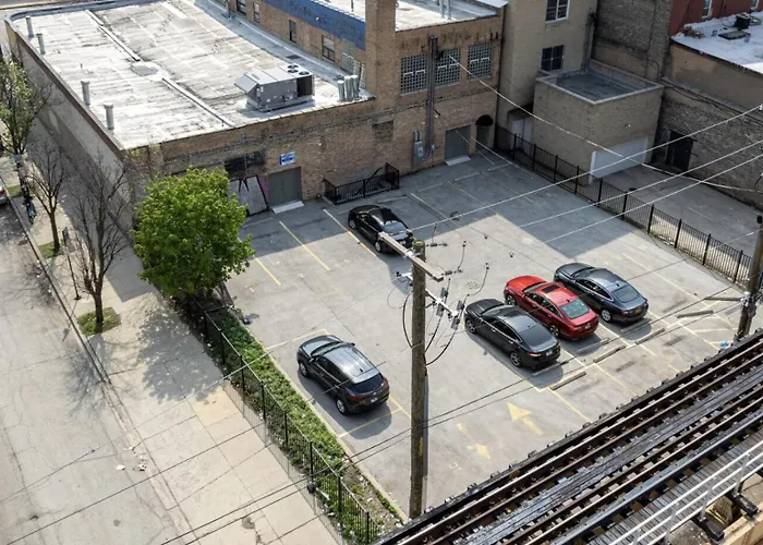 Mccormick Place 420 Friendly 3Br/2Ba With Optional Parking