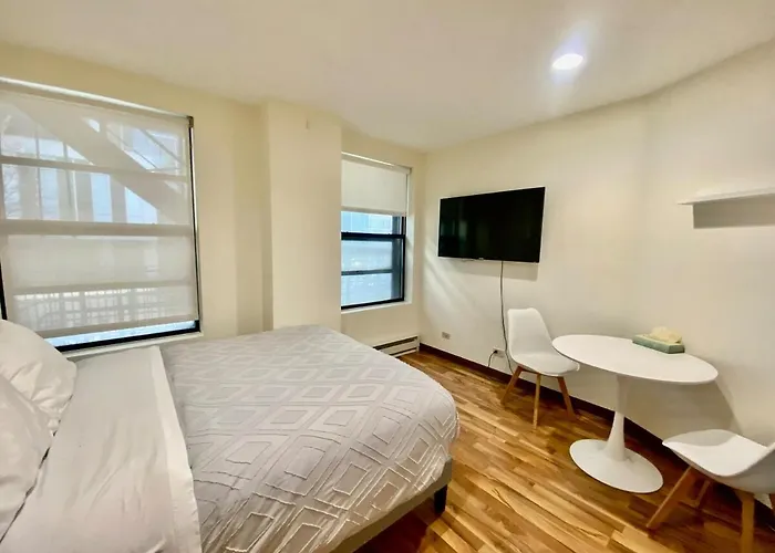 Studio In Vivid South Loop Close To The Grant Park