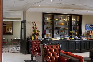 The Hotel Cass - A Holiday Inn Express
