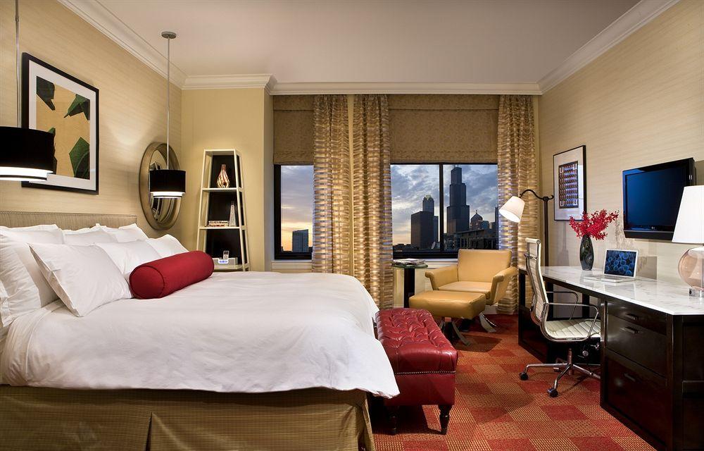 The Blackstone, Autograph Collection Hotel 4*