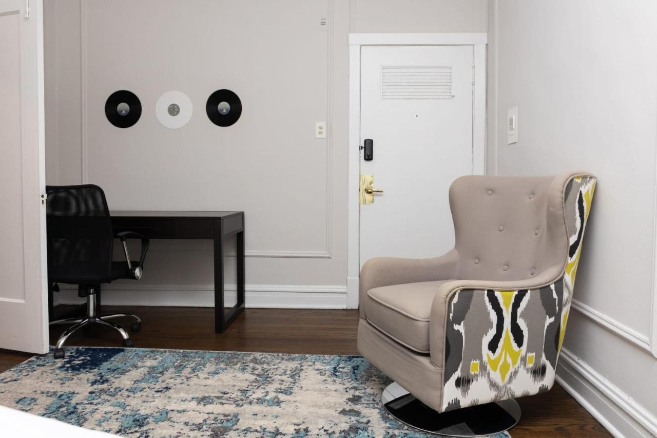 Frontdesk Studio Apt Near The Museum Of Science * Chicago