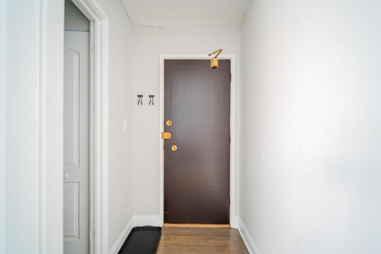 Comfy And Complete Studio Apt Near Boystown - Oakdale 317 Rep Apartamento Chicago