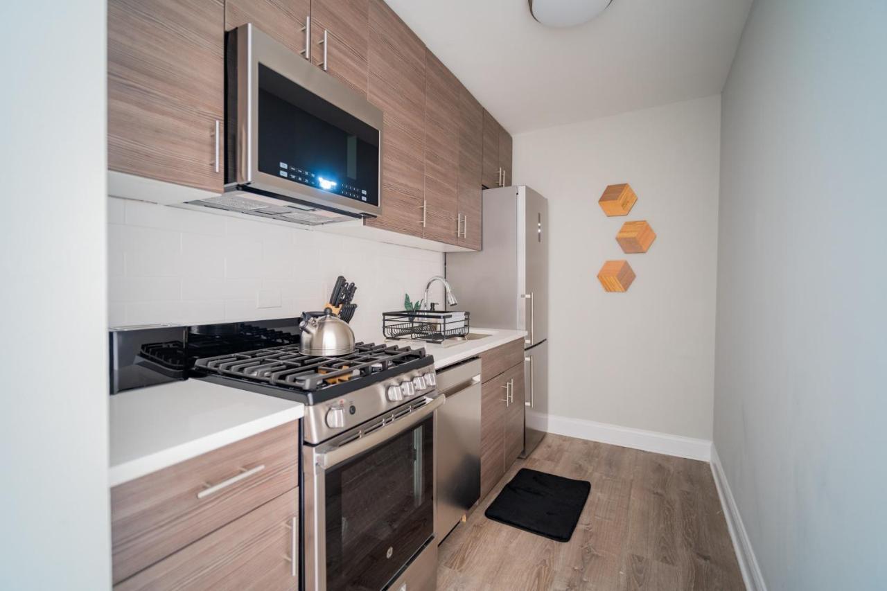 Comfy And Complete Studio Apt Near Boystown - Oakdale 317 Rep Chicago