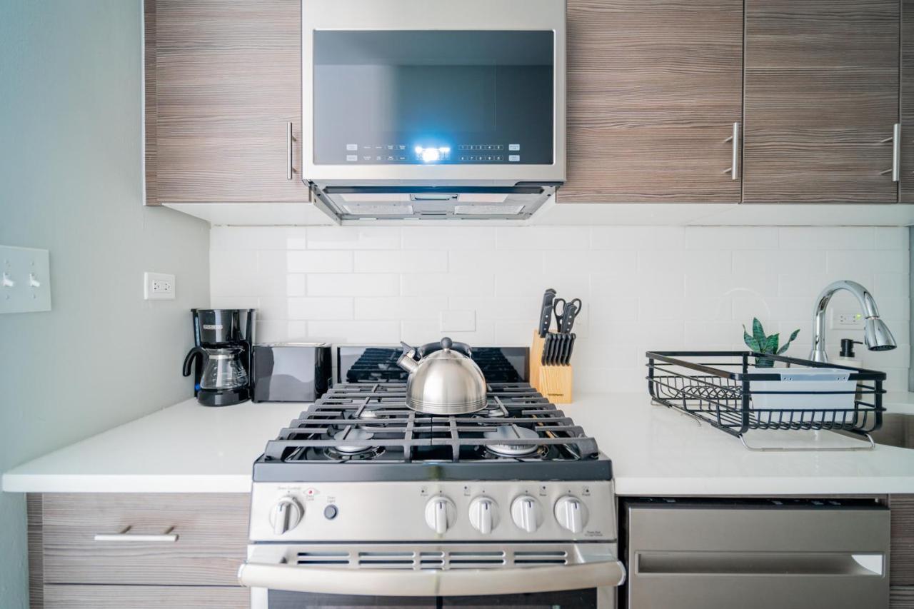 Comfy And Complete Studio Apt Near Boystown - Oakdale 317 Rep *