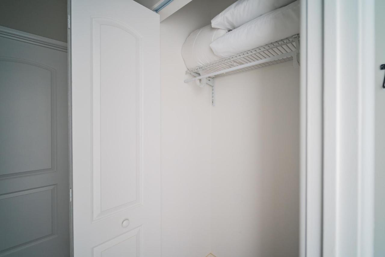 Comfy And Complete Studio Apt Near Boystown - Oakdale 317 Rep Apartamento *