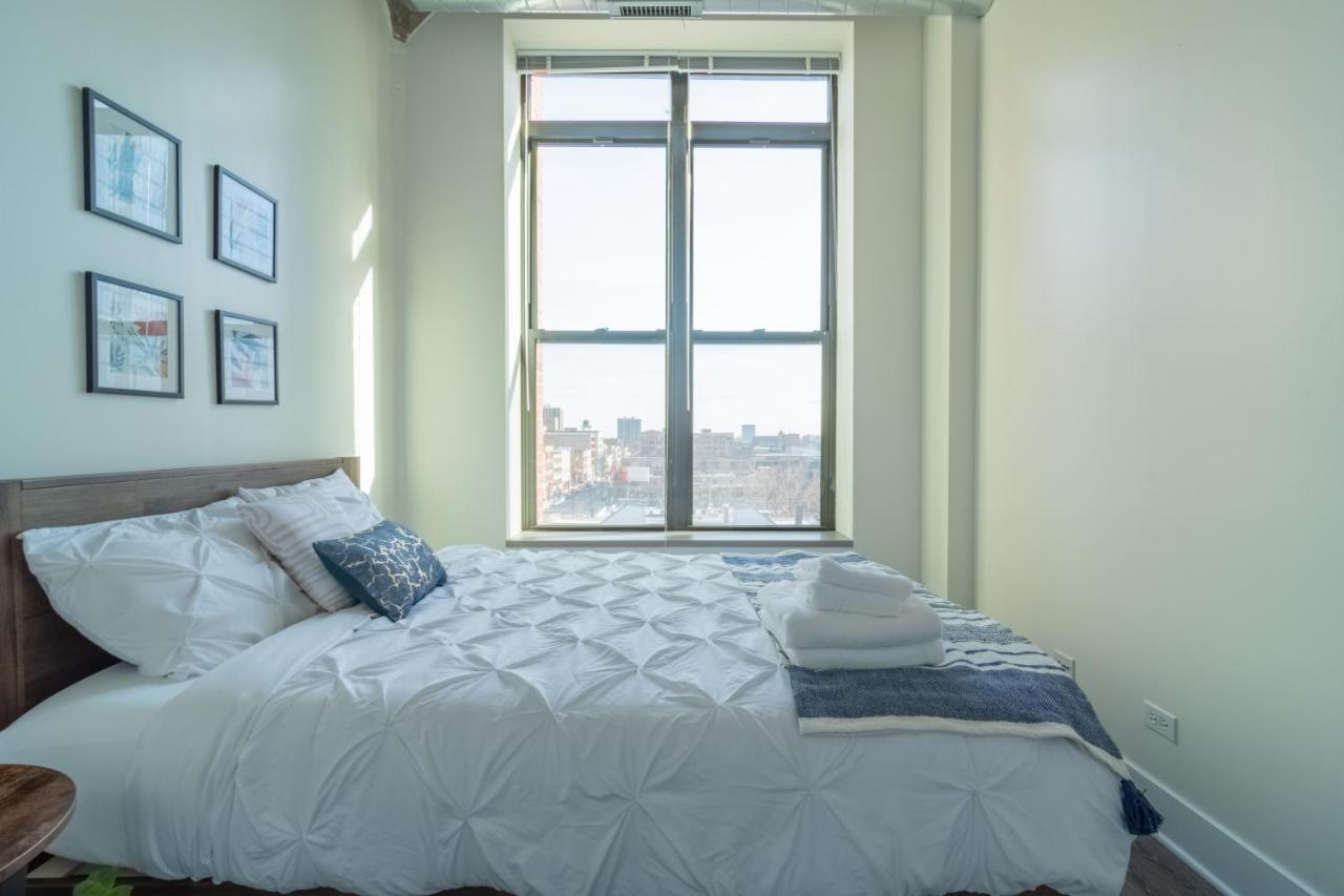 Apartment Convenient 2br In Prime Location With Gym Access & Optional Parking Near Mccormick Place And Soldier Field