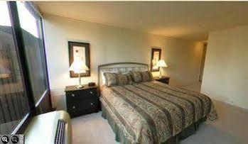 Hotel Corporate Suites Network At Columbus Plaza Chicago