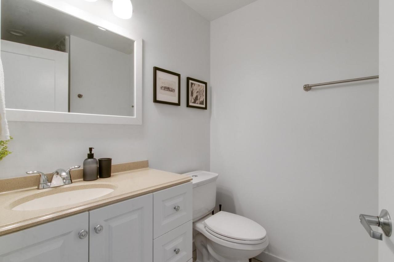 1br In West Loop Close To Pay Parking - Lake 403 Apartment *