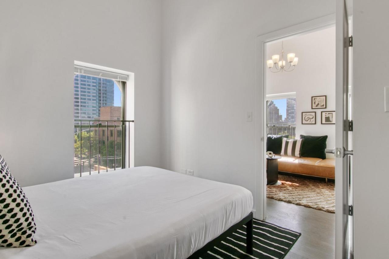 1br In West Loop Close To Pay Parking - Lake 403 Apartment Chicago