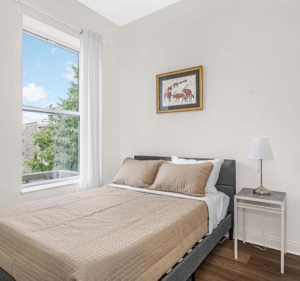 Spacious 5-br Next To Transit Free Parking Apartment *