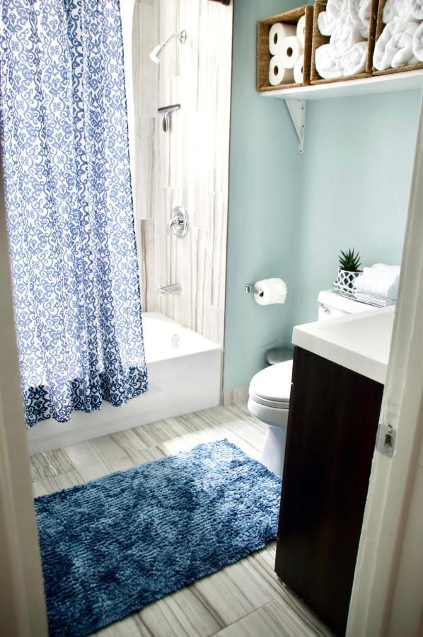 Sunny, Spacious, 3br 1ba Davlin * Chicago