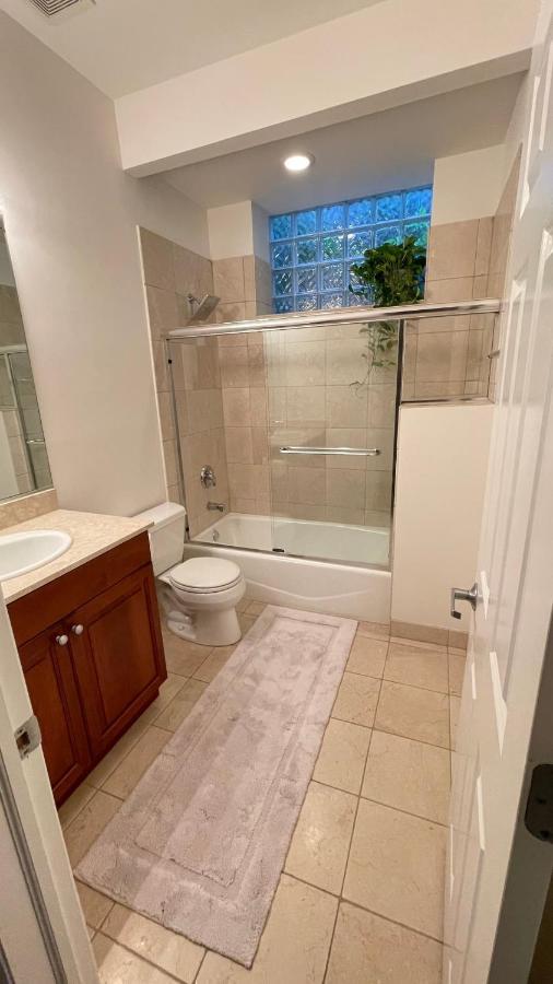 Apartment Amazing 3br 3 Ba In *