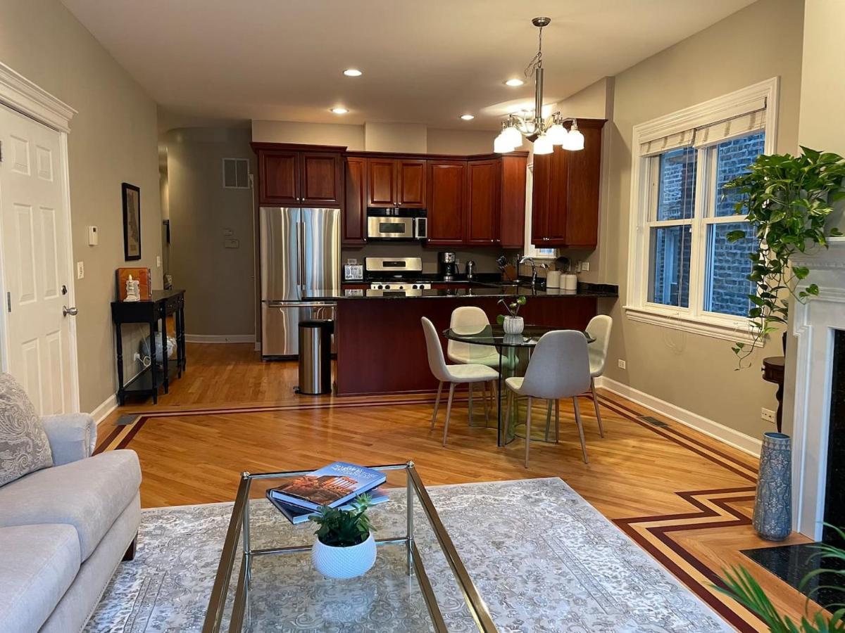 Apartment Amazing 3br 3 Ba In Chicago