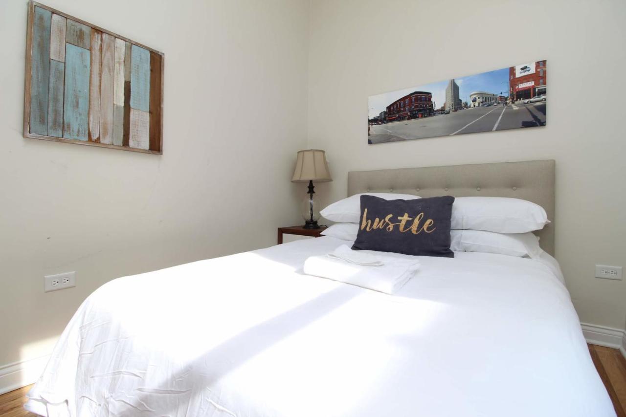 Frontdesk Wicker Park 2 Bedroom Apt With Laundry Apartment