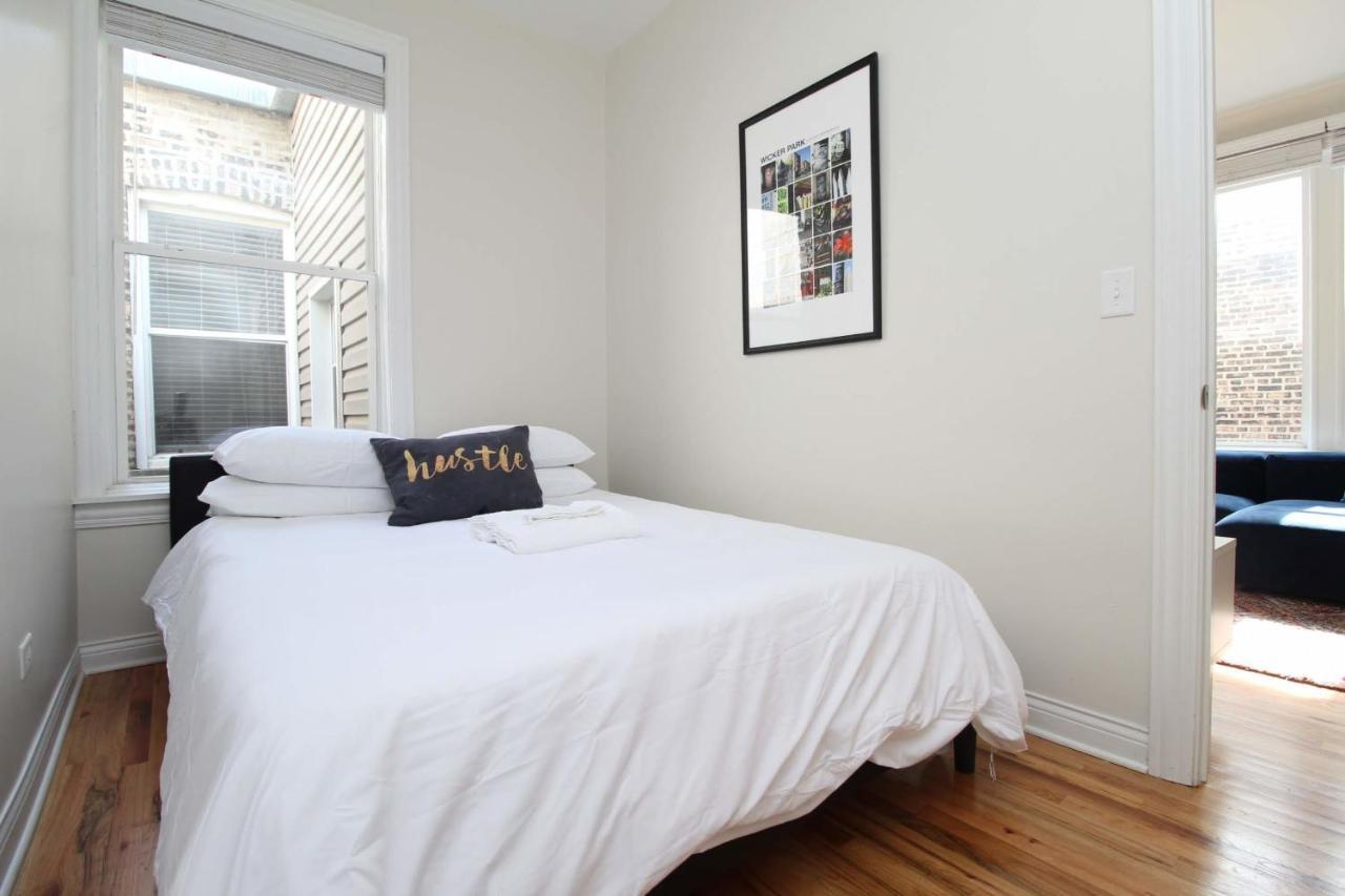 Frontdesk Wicker Park 2 Bedroom Apt With Laundry Apartment *