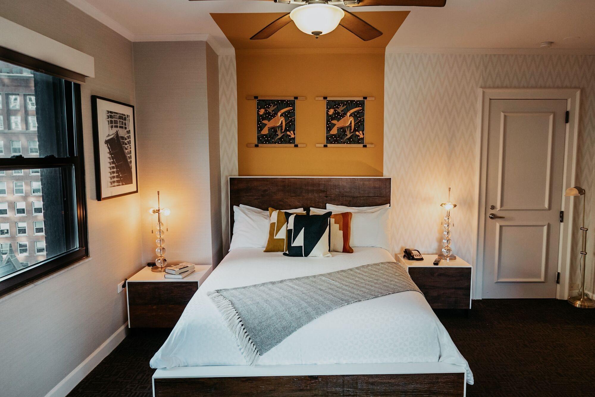 Selina 4* Chicago
