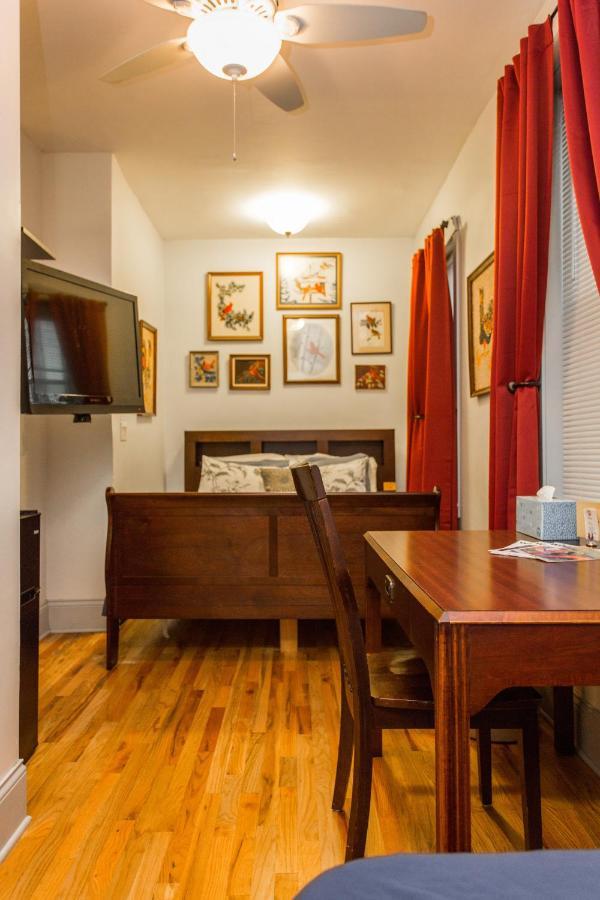 Bed & Breakfast Ray's Bucktown 3*