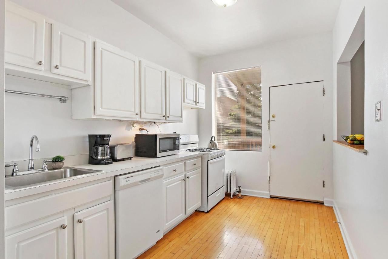 Apartamento Stylish And Expansive 2br Apt With Balcony - Buckingham 3 *