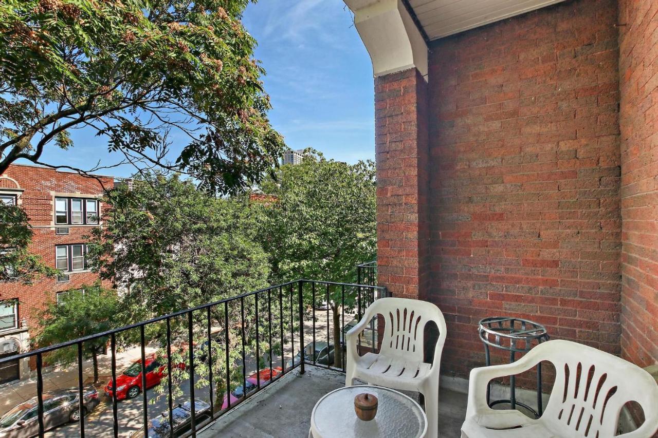 Stylish And Expansive 2br Apt With Balcony - Buckingham 3 *