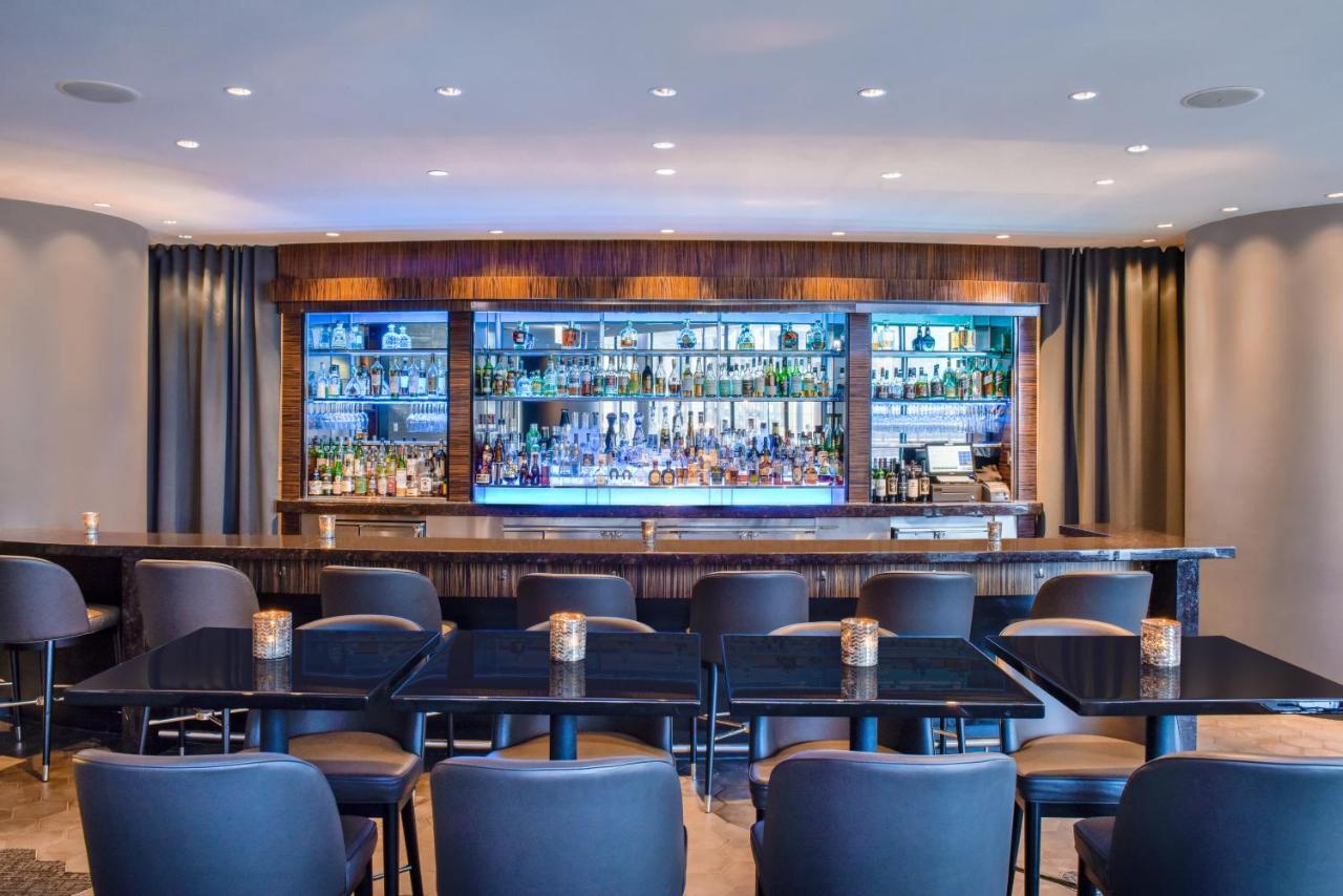 Trump International & Tower Hotel 5*