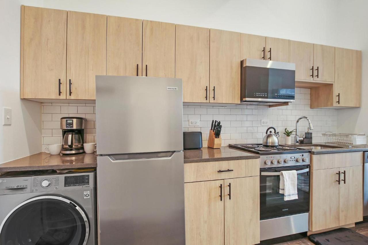 Apartamento Modish Uptown Studio Apt In - Wilson 417 *