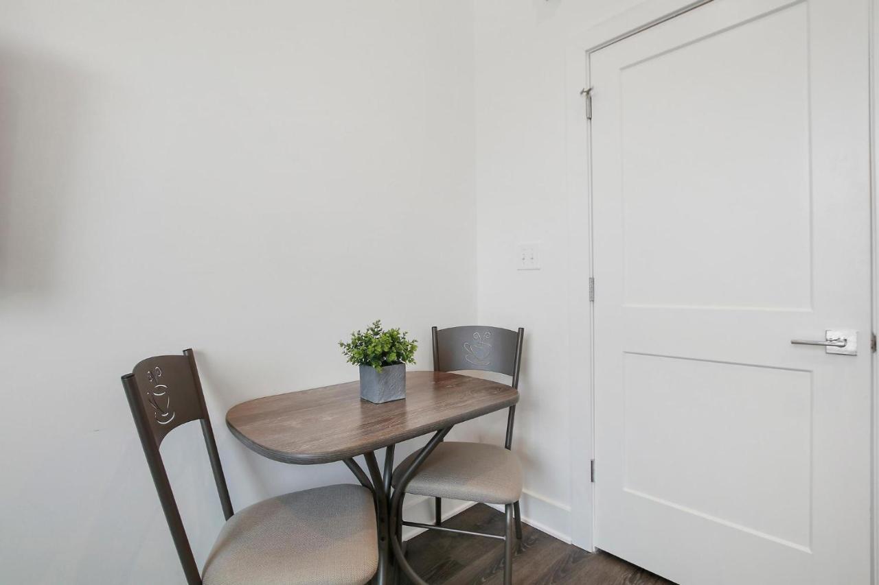 Modish Uptown Studio Apt In - Wilson 417 Apartamento