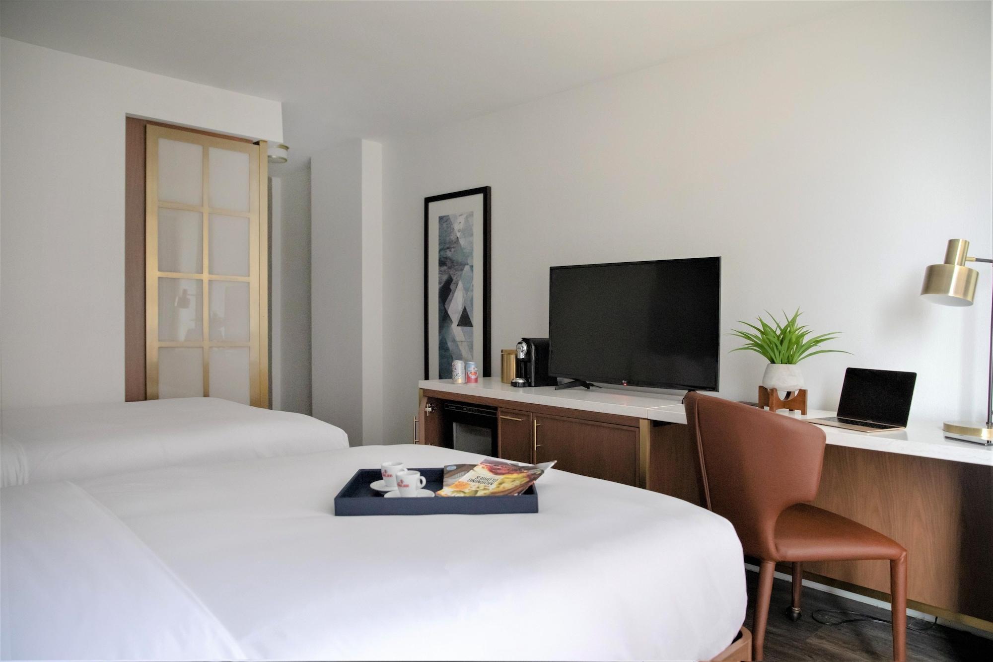 Le Meridien Essex 4*