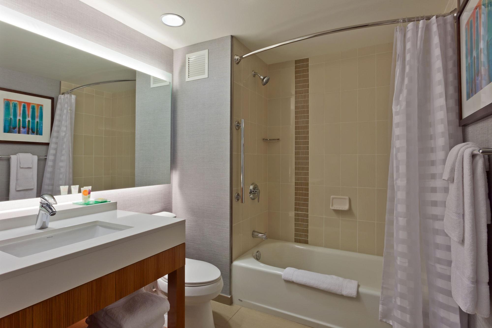 Hyatt Place River North Hotel