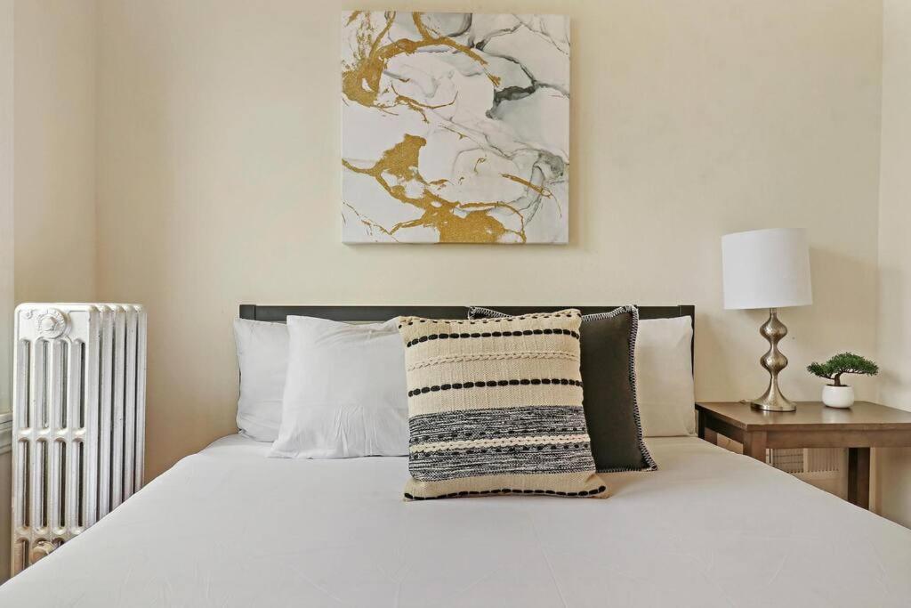 2br Alluring With Laundry - Cullom D3 Apartamento
