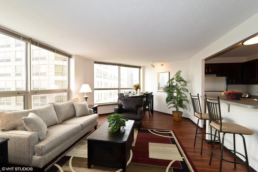 Corporate Suites Network - 555 W. Madison Aparthotel Chicago
