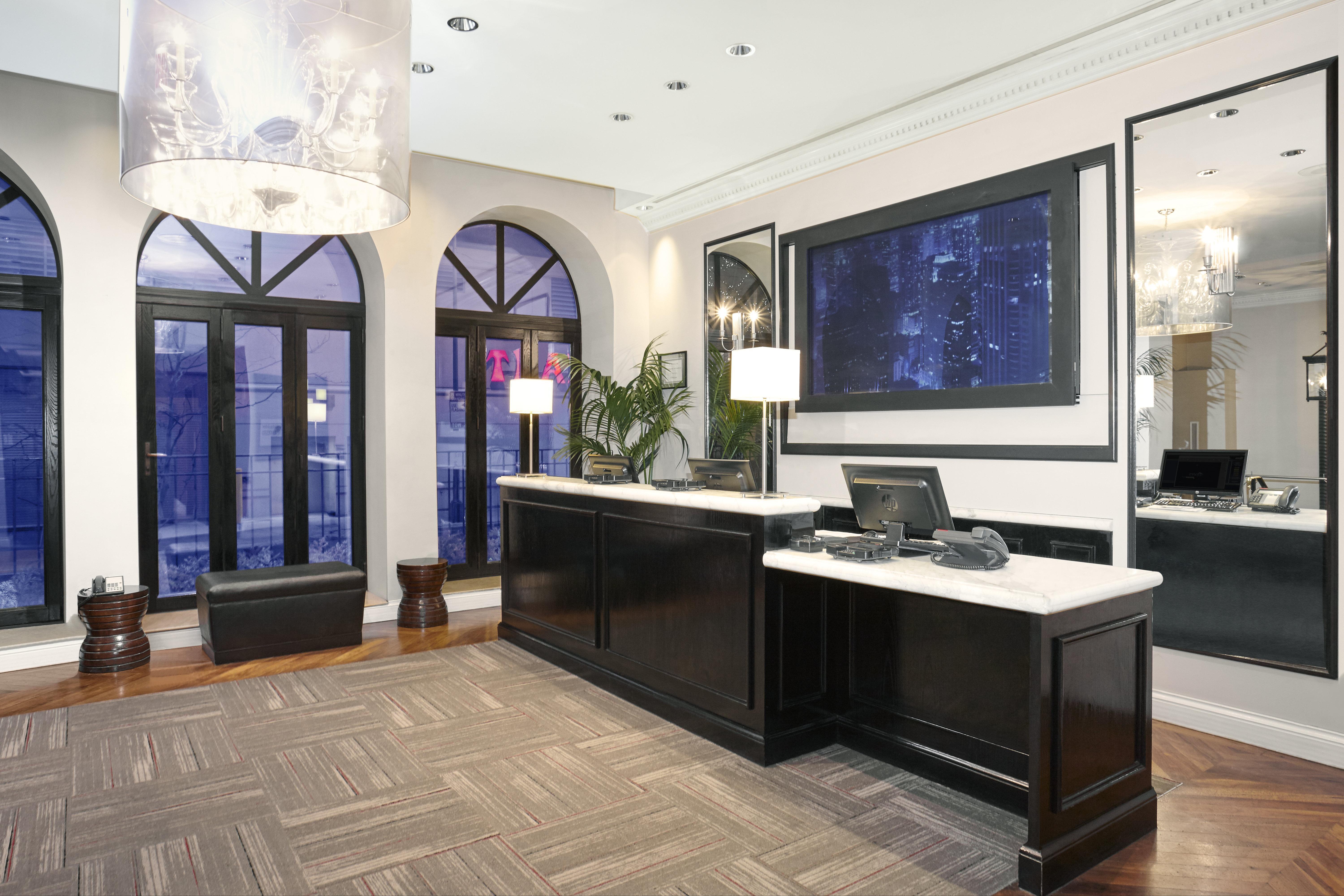 Hotel Hyatt Centric Magnificent Mile 4*