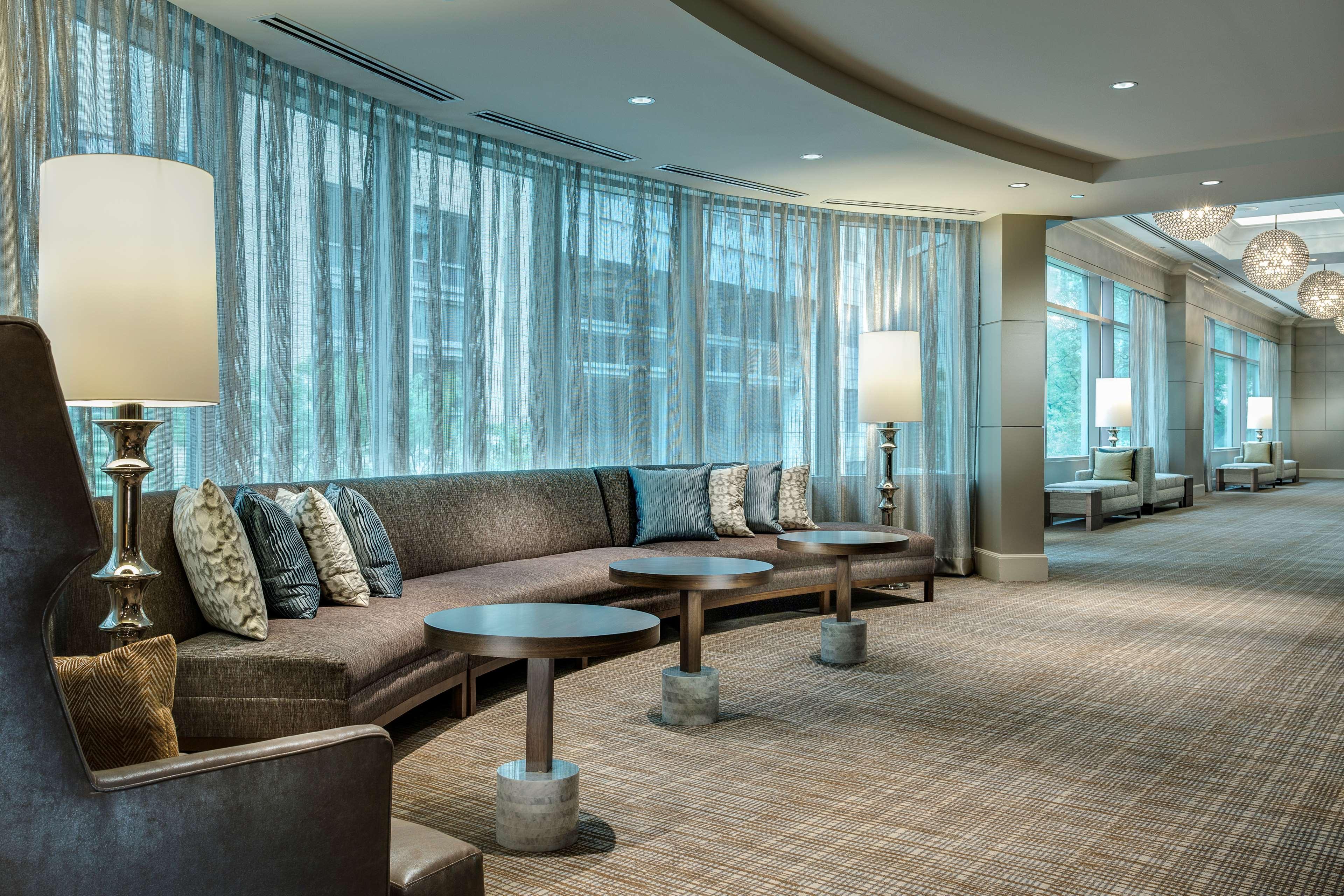 Hotel Hyatt Centric Magnificent Mile 4*