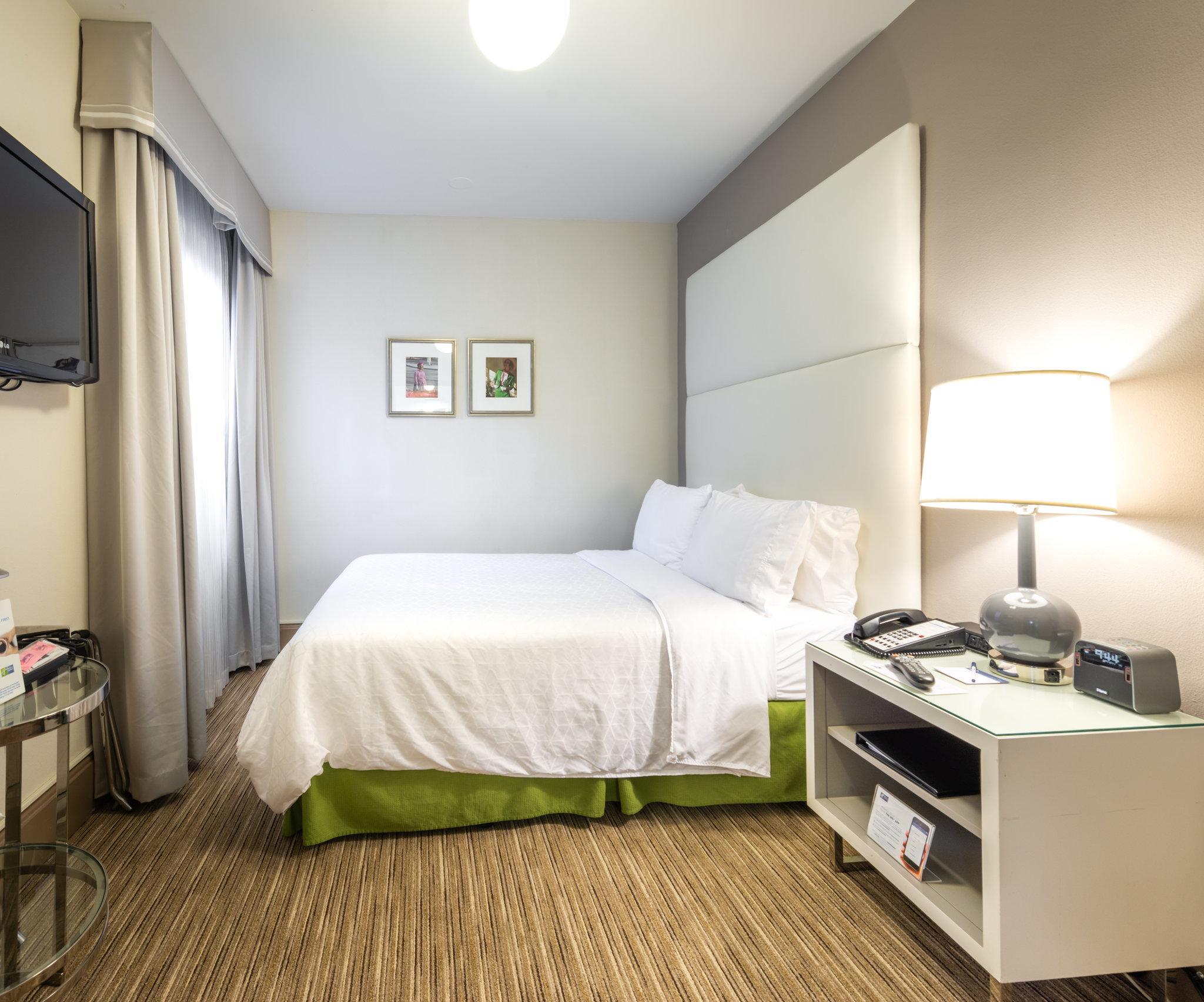 Hotel Hyatt Centric Magnificent Mile 4*