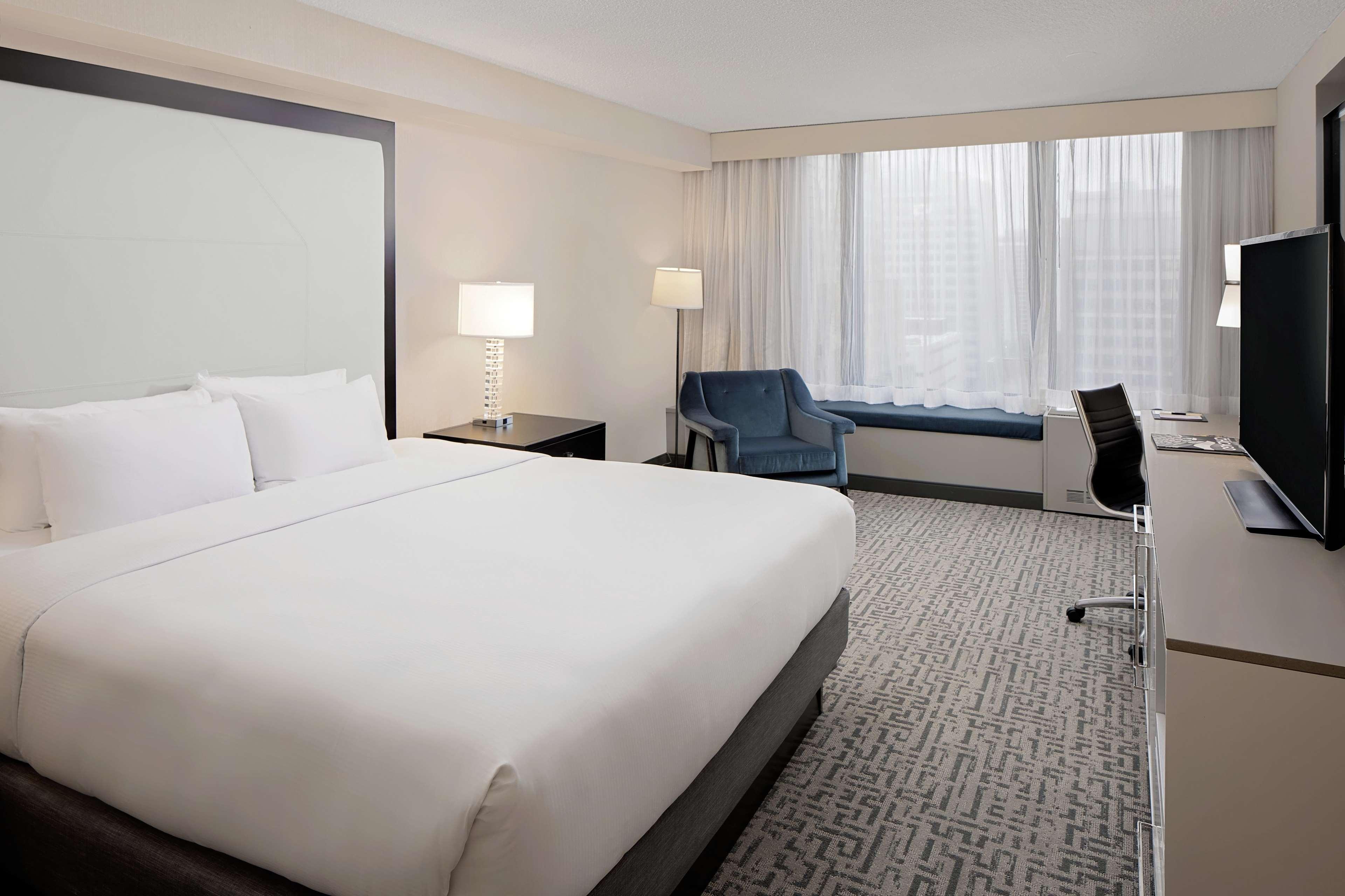 Hyatt Centric Magnificent Mile Hotel