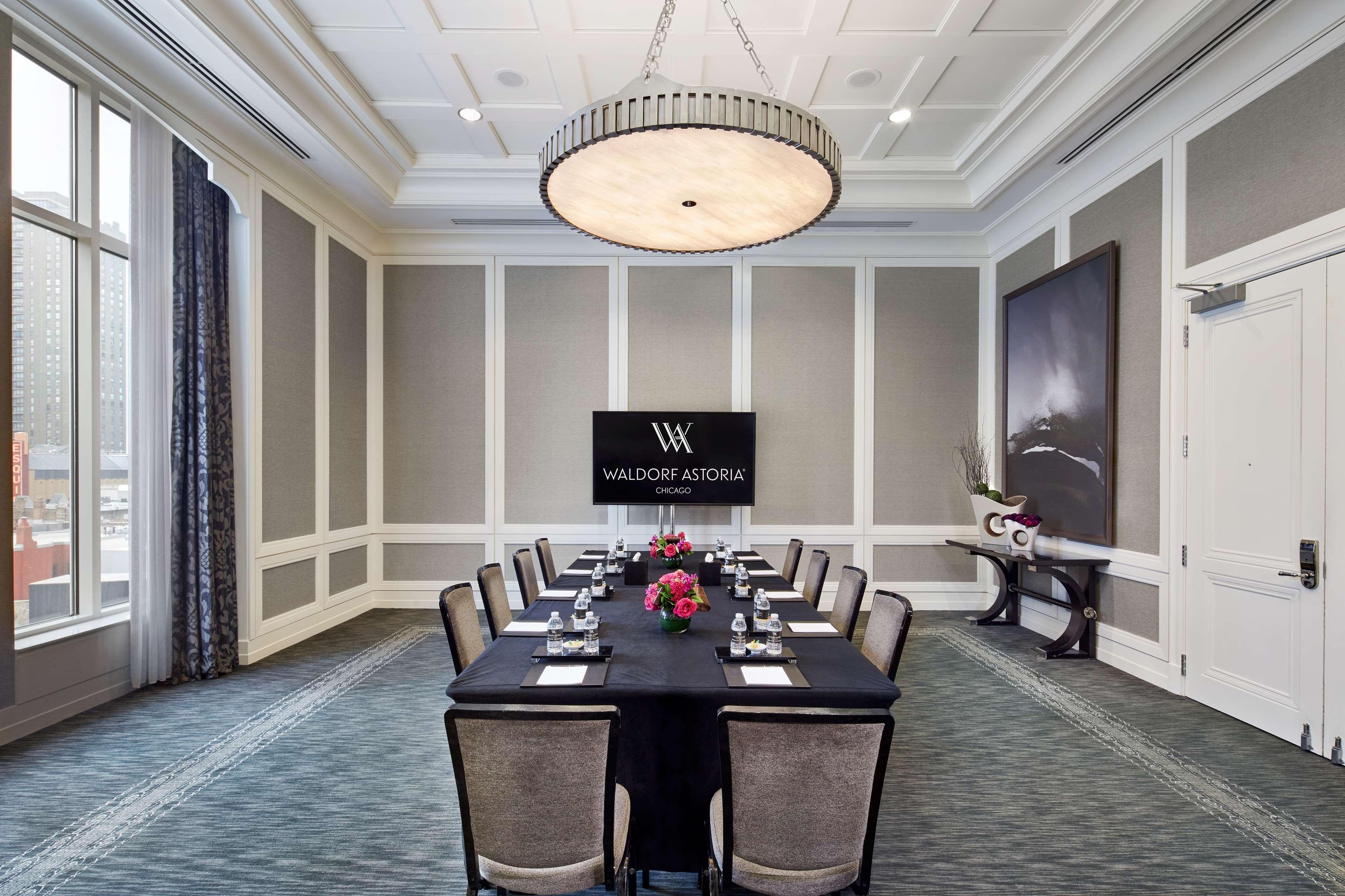 Hotel Waldorf Astoria Chicago