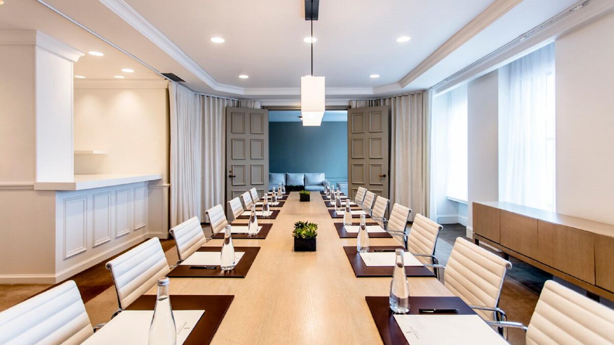 Hotel Ambassador Chicago, Part Of Jdv By Hyatt Chicago