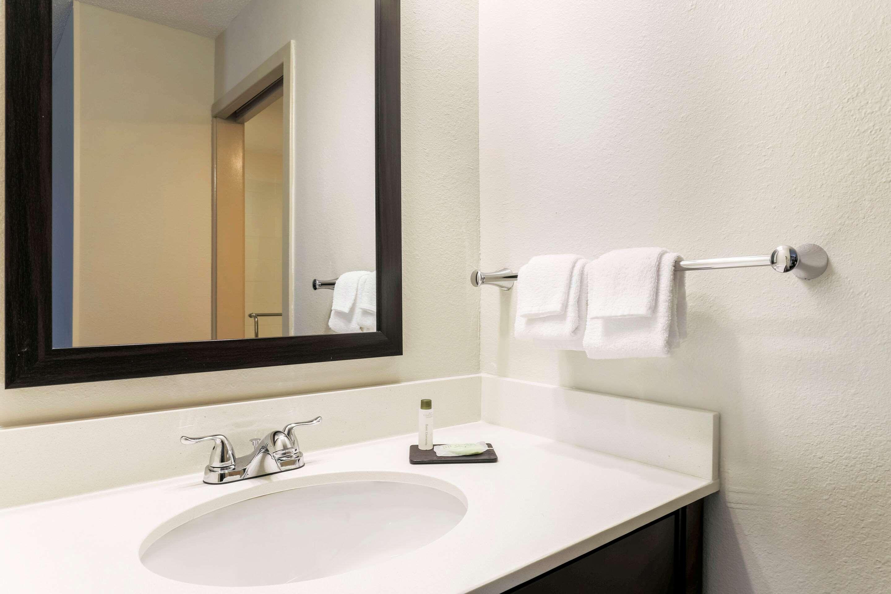 Inn Sleep Midway Airport Bedford Park