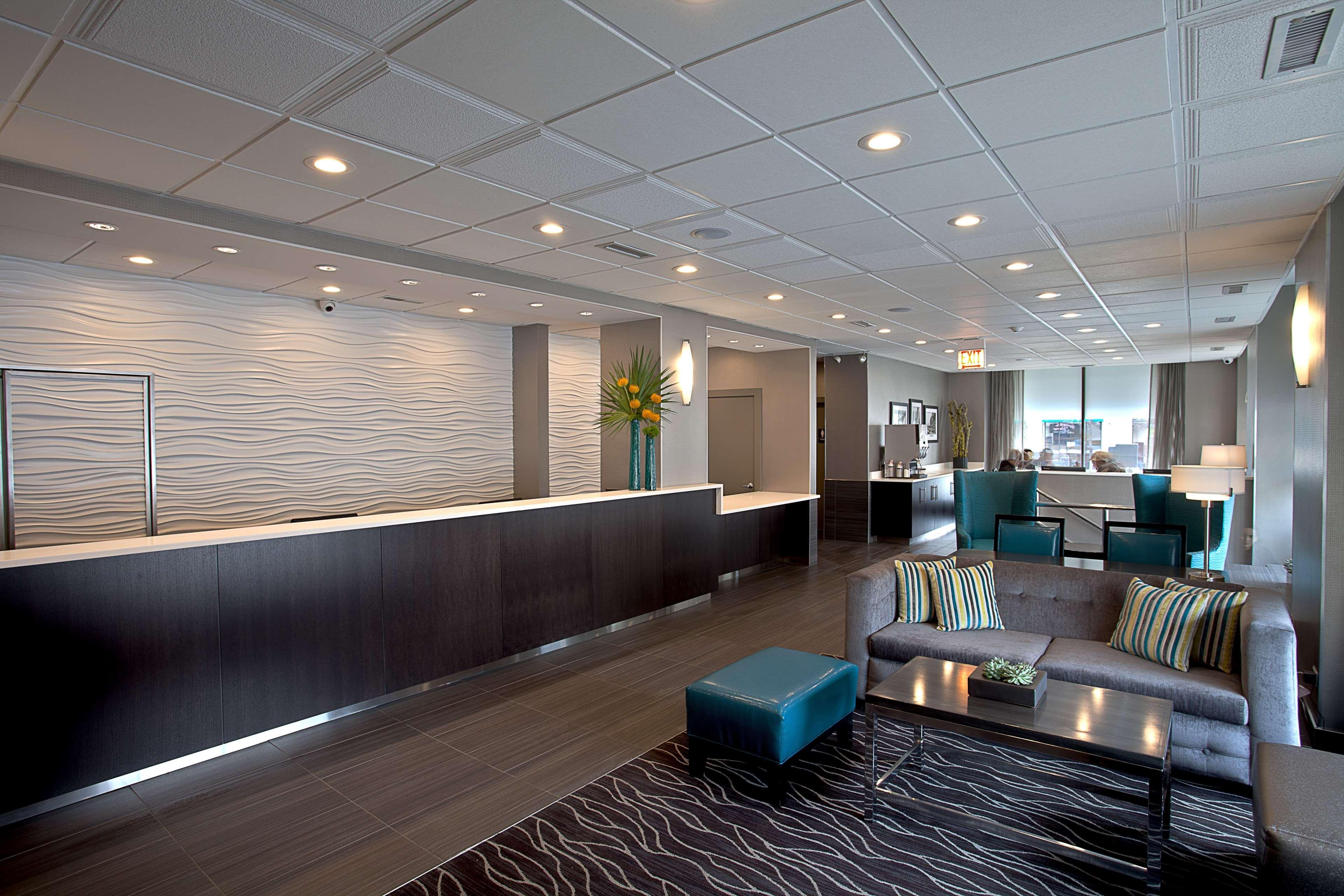 Best Western Downtown-river North