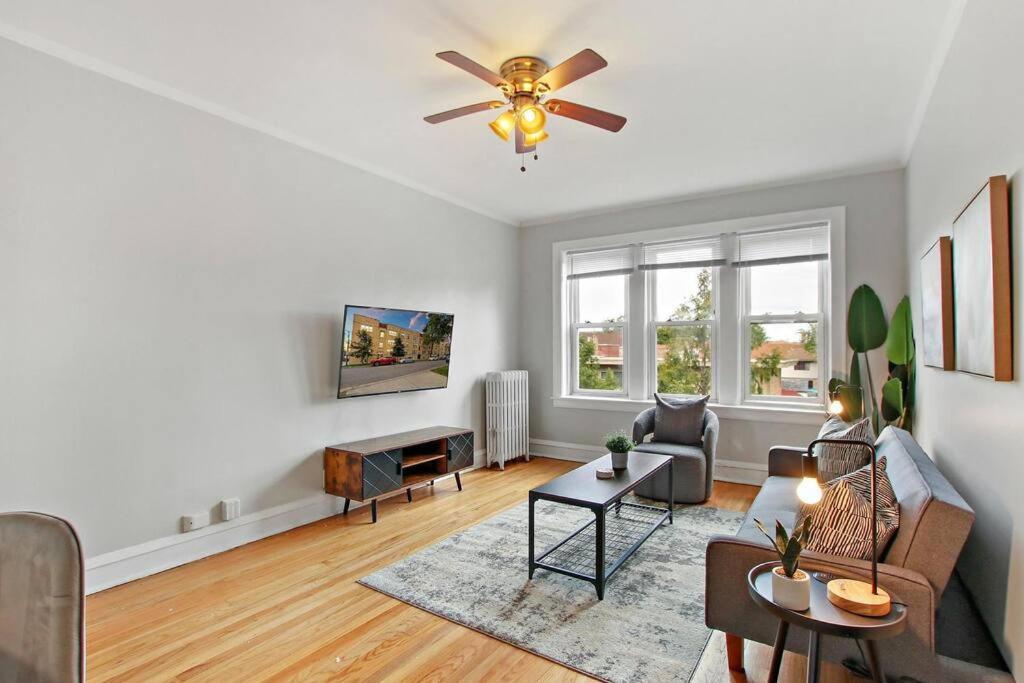 Vibrant 1br Close To Dining - Cullom B3 Apartment Chicago